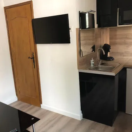 Beau Meuble Refait A Neuf Avec Vue Superbe *